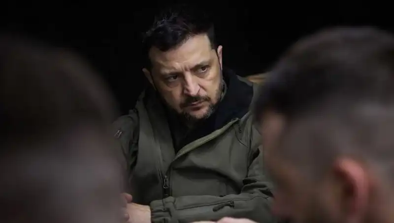 Zelenski, Rusya'nın Kuzey Kore Füzesini Kullanmasını Açıkladı