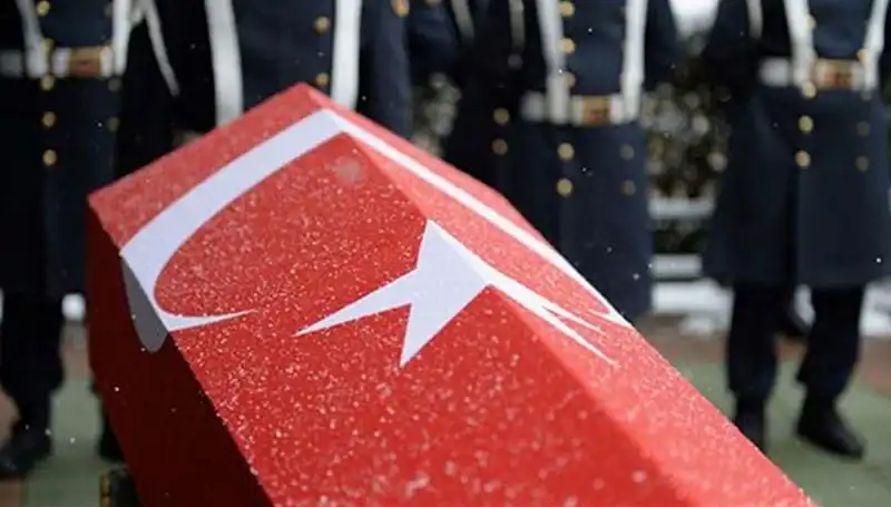 Pençe Kilit Operasyonu'nda Kahraman Askerimiz Şehit Düştü