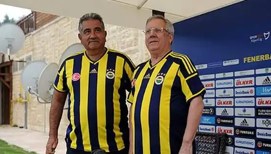 Mahmut Uslu'dan Ali Koç'a İstifa Çağrısı: FB'de Adaylık Yarışı Kızıştı!