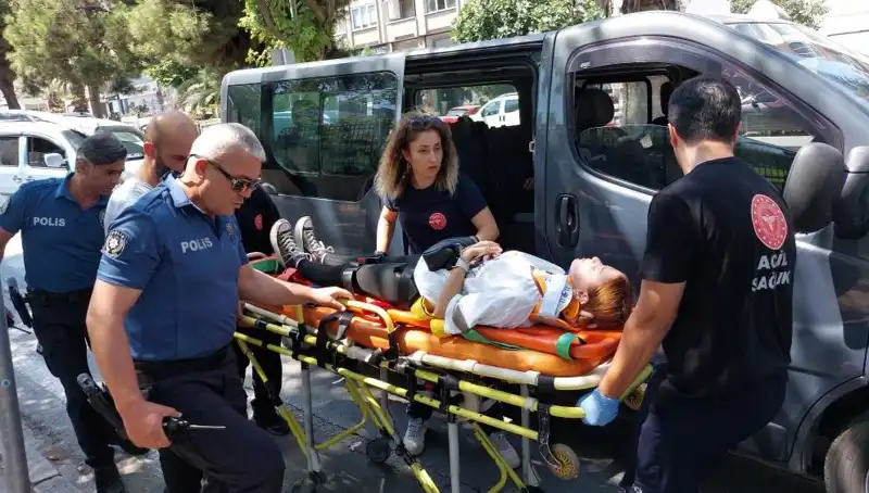 Samsun’da Meydana Gelen Feci Trafik Kazası: Minibüs Kamyona Çarptı