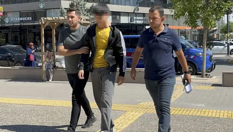 Tartışma Sonrasında Ağabeyini Bıçaklayan Kardeşin Düşündüren Hikayesi