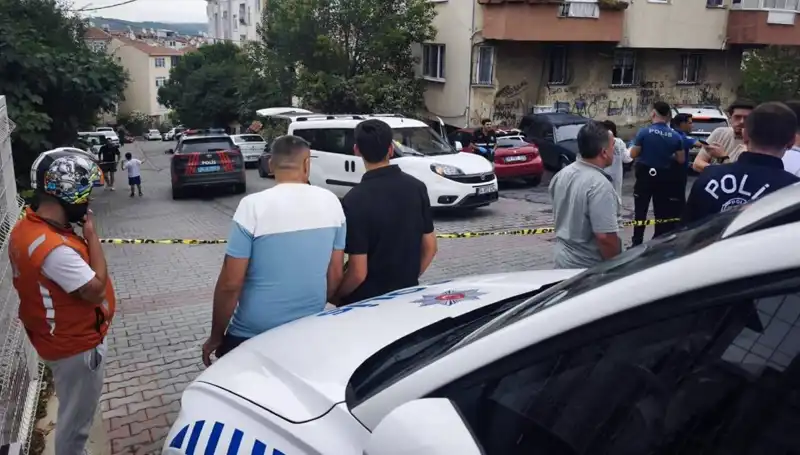 İstanbul'da Silahlı Saldırı: Kimliği Belirsiz Şahıs Hayatını Kaybetti