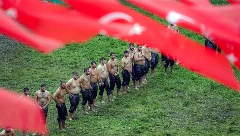 Kırkpınar Yağlı Güreşleri 664. Kez Başlıyor: Heyecan Doruğa Ulaşıyor!