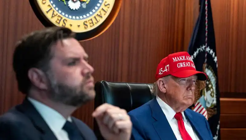 Trump'ın Azil Tasarısı Reddedildi: Siyasi Etkileri ve Gelecek Senaryo