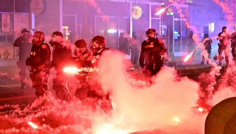 ABD'de İsyan Büyüyor: Los Angeles'taki Protestolar Ülke Genelinde Dalga Dalga Yayılıyor