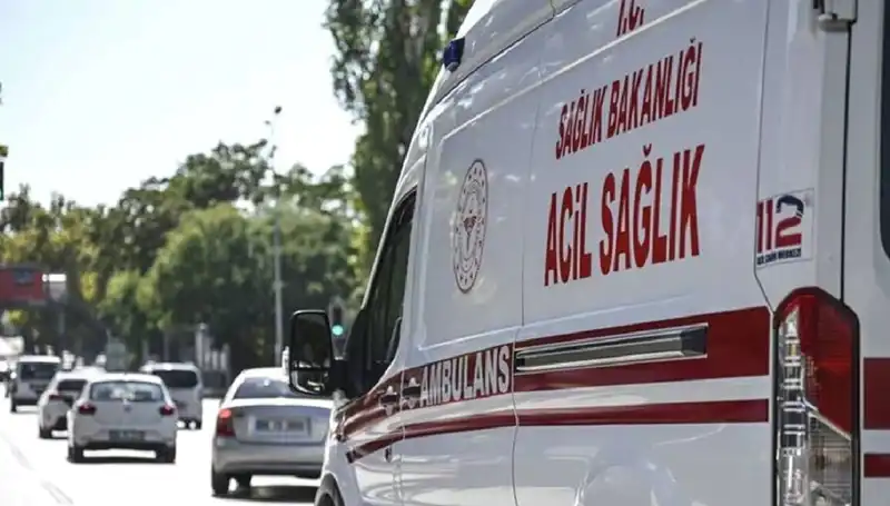 Mangalda Pul Biber Yakan İyi Niyetli Komşu, Apartmanı Tahliye Ettirdi!