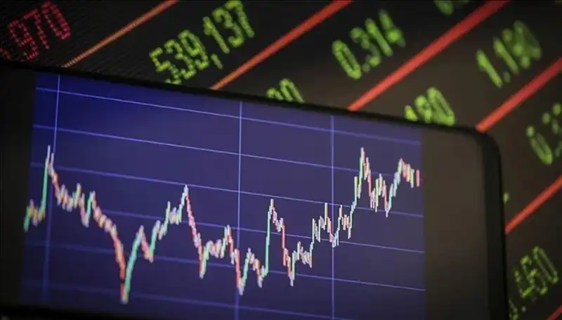 Yatırımcılar Teknoloji Hisselerine Akın Ediyor: Piyasalarda Neler Oluyor?
