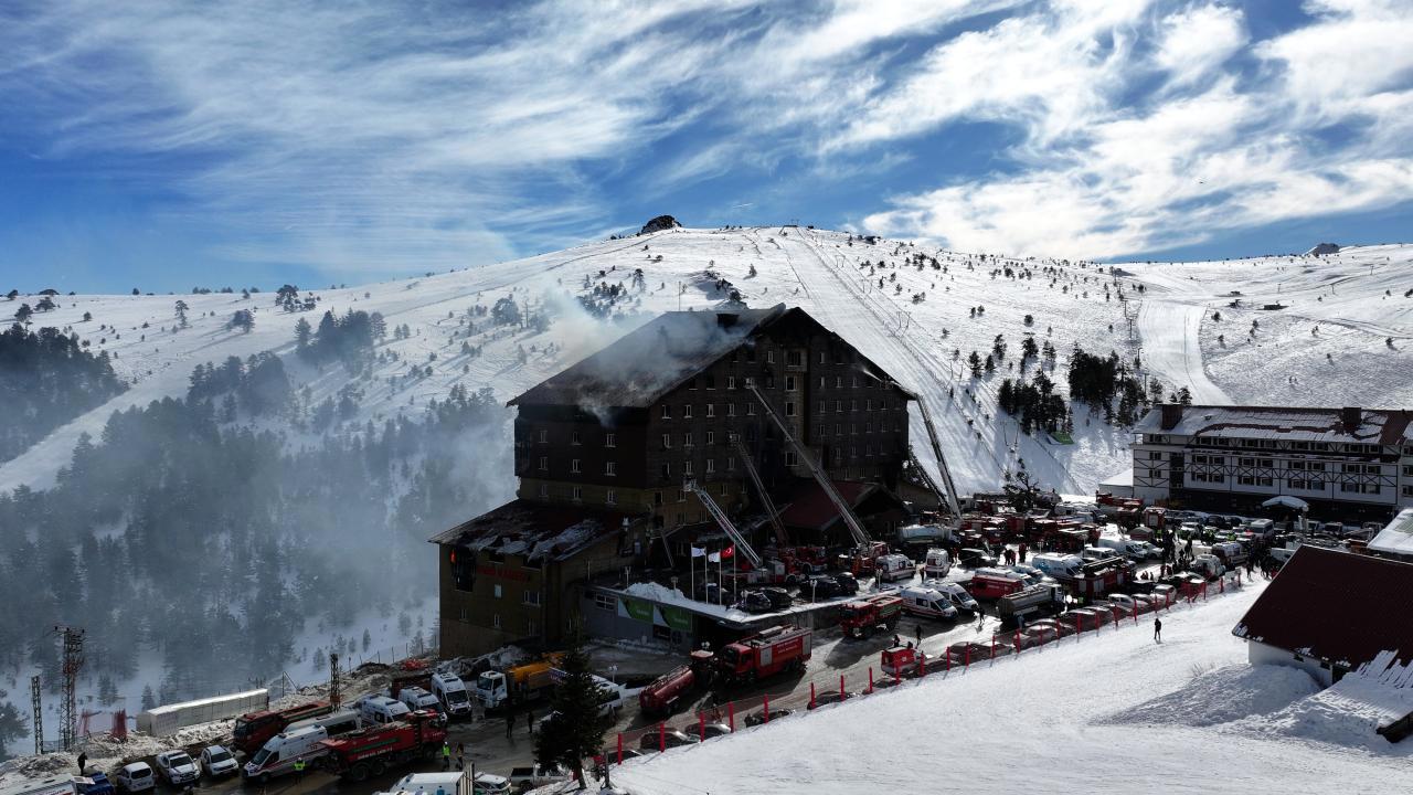 Bolu Belediyesi Yangında Yıkılan Otele "Uygunluk" Belgesi Vermiş