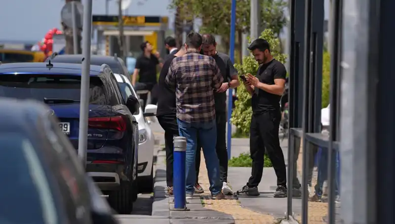 Depremde Balkondan Atlayanlar Neden Yaralandı? Korkunç Anlar