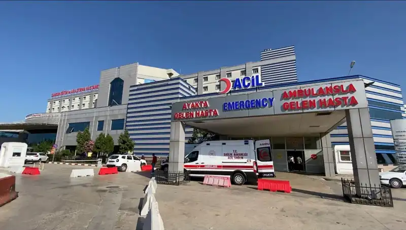 Zehirli Tavuk Skandalı: 225 İşçi Taburcu Edildi, Tüm Gözler Sağlık Raporlarında