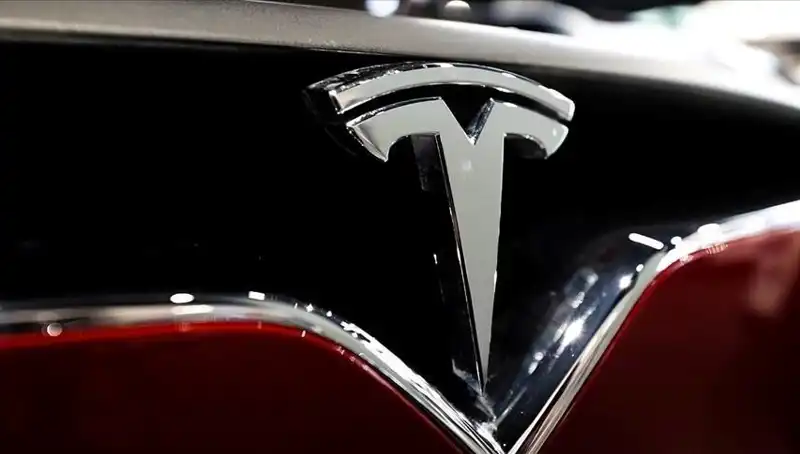 Tesla Türkiye'de Model Y Satış Tarihini Açıkladı: Bekleyiş Sona Eriyor!