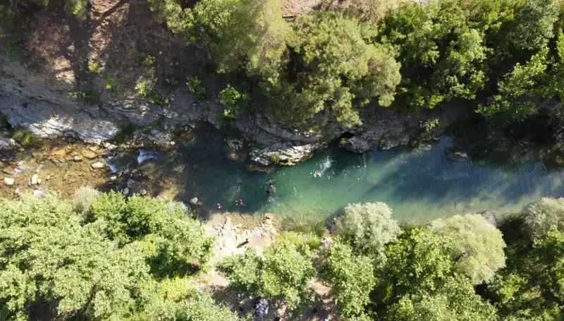 Yaz Sıcakları Adana'da Patladı, Yaylacılar Serinliği Doğal Sularla Buldu!