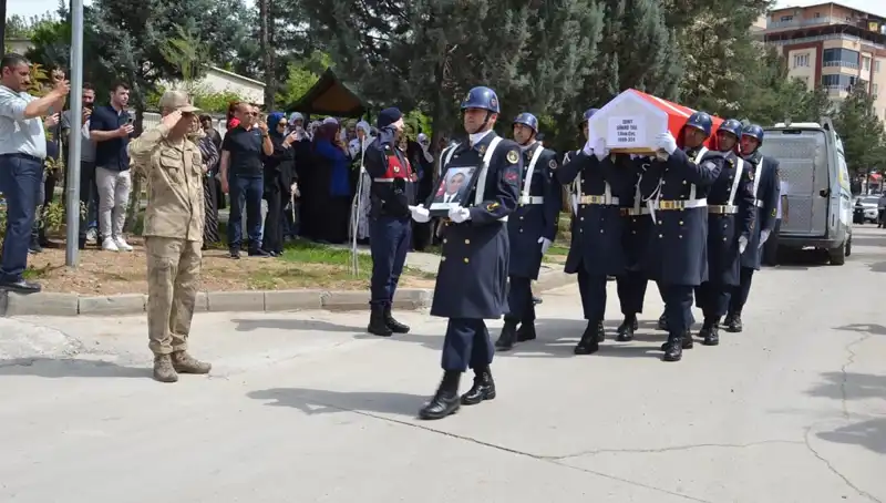 Şehit Gözyaşlarıyla Uğurlandı: Vatanseverliğin En Anlamlı Anları