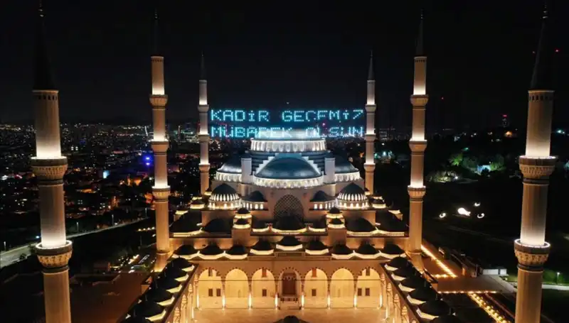 2025 Kadir Gecesi Ne Zaman, Ramazan'ın Kaçıncı Günü Gerçekleşecek?